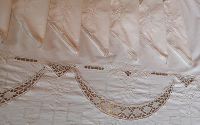 Tablecloth - 213 cm - 145 cm