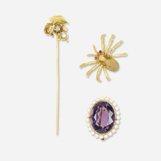Two brooches and a stickpin