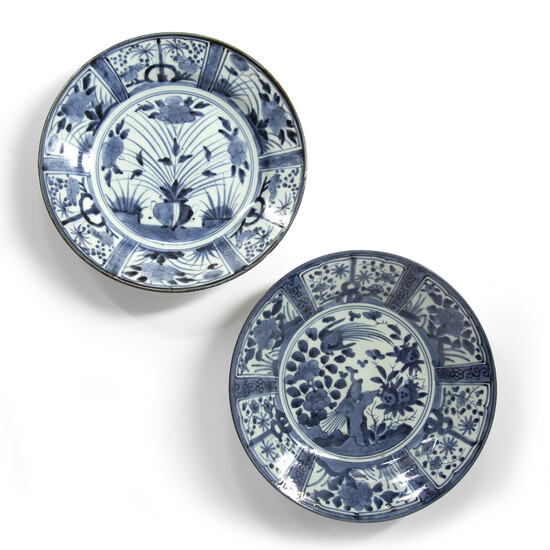 Two similar Kraak blue and white dishes