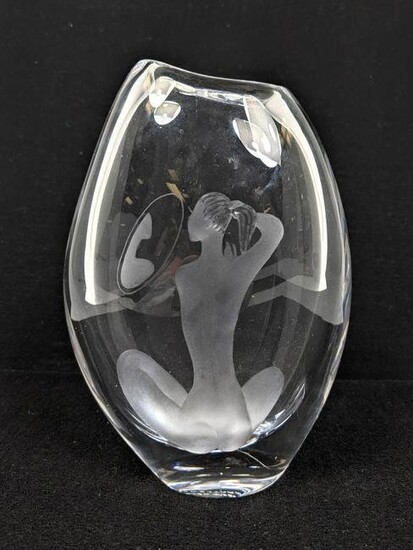 VICKE LINDSTRAND for KOSTA Etched Crystal Vase. Etched