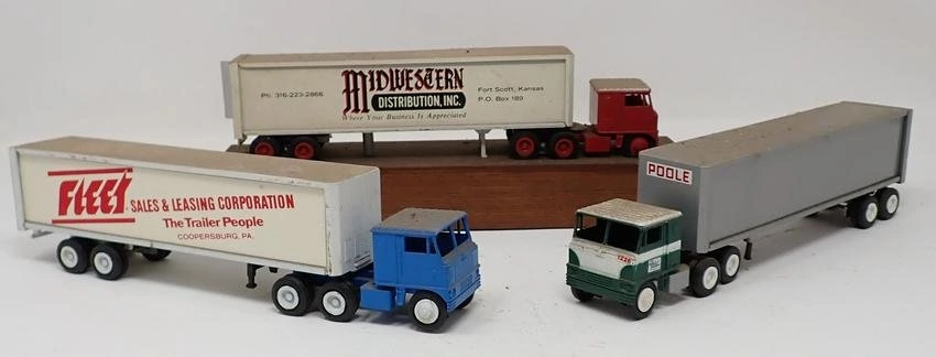 Winross Midwestern Fleet & Poole Trucks