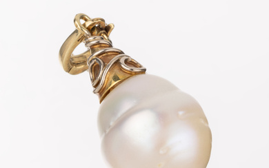14 kt gold pearl-clip pendant , YG/WG 585/000, pear-shaped baroque...