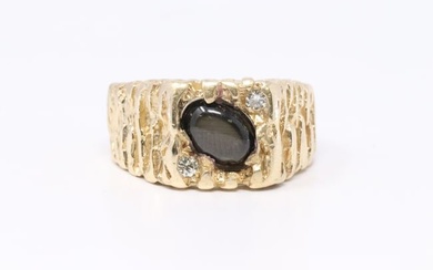 14Kt Men's Diamond and Grey Cabochon stone Ring