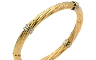 18 Karat Yellow Gold Bangle Bracelet