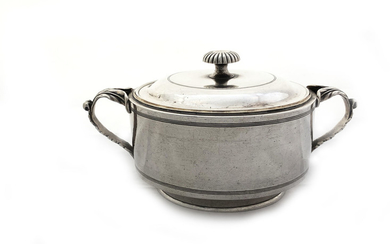 18th century 84 Russian silver Sugar bowl with lid...