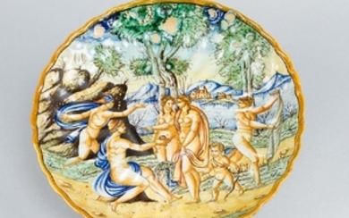 Urbino Ceramic Dish, round shape with waved border…