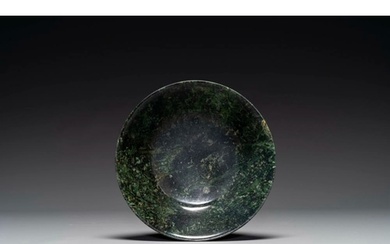 A Chinese dark green jade bowl, 18th C.Dia.: 19,3 cm Proven...