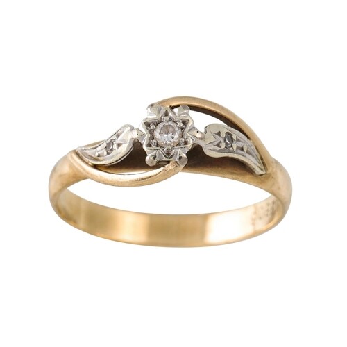 A DIAMOND RING, mounted in 9ct gold, illusion set, size N