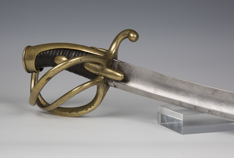 A French AN XI cavalry trooper's sabre with curved single-edged fullered blade, blade length 87