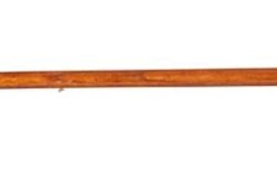 A GENTLEMANS WALKING CANE WITH A CARVED HARDSTONE