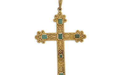 A GOLD AND EMERALD CROSS PENDANT