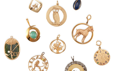 A GROUP OF GOLD, GEM-SET AND HARDSTONE CHARMS