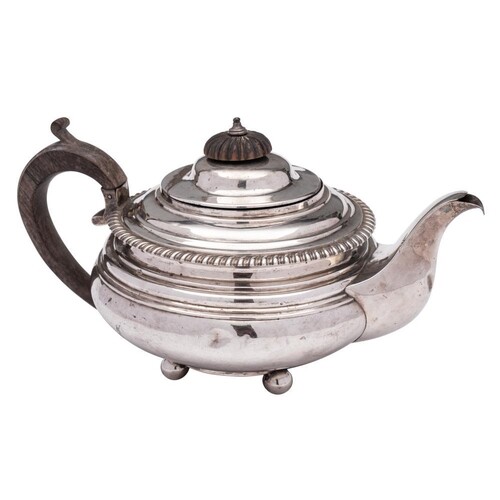 A George IV silver teapot, maker Richard Pearce & George Bur...