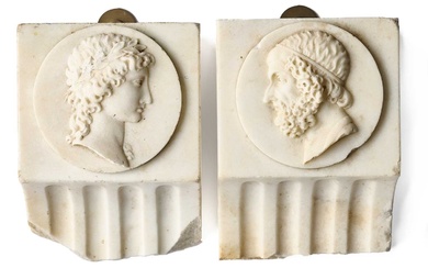 A PAIR OF GEORGE III STATUARY MARBLE FRAGMENTARY CORBELS, CIRCA 1800