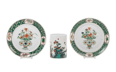 A Pair of Chinese Export Famille Verte Porcelain Plates