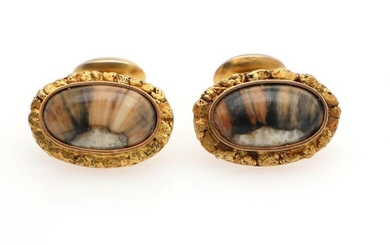 SOLD. A pair of cufflinks each set with presumably turtle shell, mounted in 14k gold. L. app. 14 x 21 mm. (2) – Bruun Rasmussen Auctioneers of Fine Art