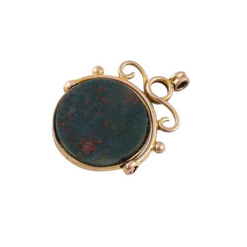 AN ANTIQUE GOLD STONE SET SWIVEL SEAL, set with bloodstone a...