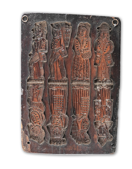An 18th century carved beech gingerbread mould