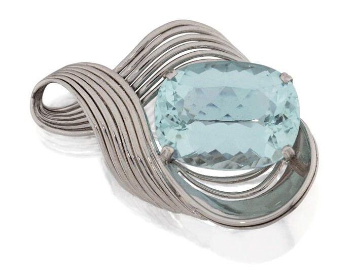 An aquamarine brooch, the cushion shaped claw-set aquamarine to ribbon twist wirework border, stamped 750, approx. length 4.6cm