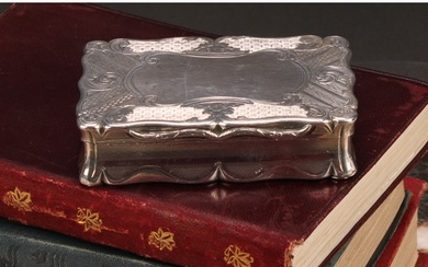 An early Victorian silver shaped rectangular snuff box, engr...