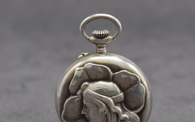 Art Nouveau ladies pocket watch in silver, Switzerland...