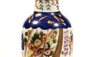 Baluster vase