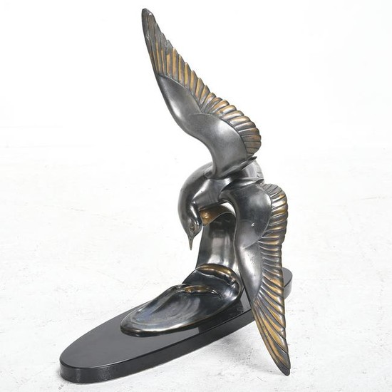 Bronze Sculpture of a Seagull on a Black Marble Base.