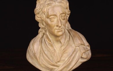 Buste en terre cuite du philosophe et médecin anglais John Locke, datant du 18e/19e siècle,...