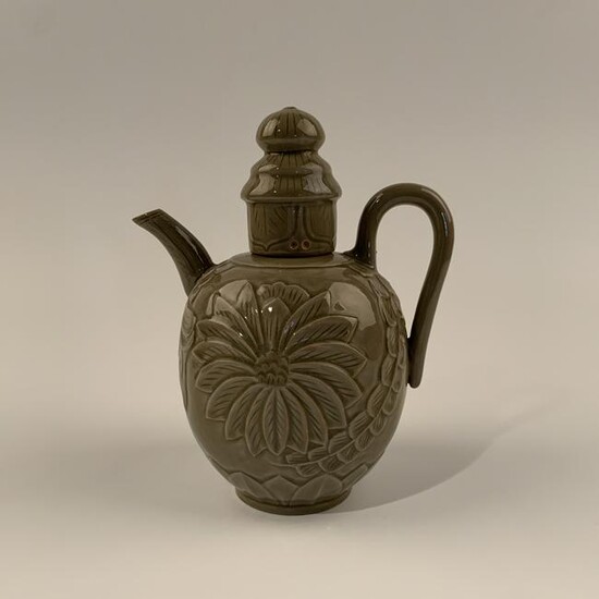 Chinese Yaozhou Kiln Teapot