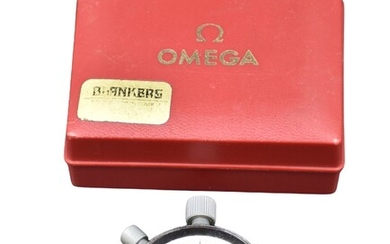 Chronomètre de marque Omega dans sa boîte.... - Lot 144 - MJV Soudant