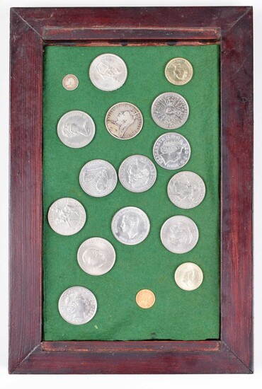 Collection of various coinage to include a Queen Victoria, Half-Sovereign, 1898.