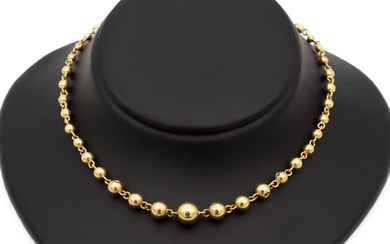 Collier marseillais en or jaune (750) 18K composé de perles d'or. Poids : 15,40 g...