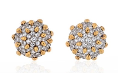 David Webb Platinum & 18K Yellow Gold 16 Carats Diamond Dome Clip Earrings