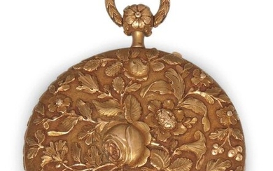 Flat pocket watch in yellow gold with rich foliated and floral decoration in bas-relief, the gilded dial with Roman numerals surrounded by friezes of flowers. Mid 19th century. Diamètre : 4.5 cm. P. Brut : 65 g.