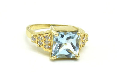 Gold plated Sil Blue Topaz Cz(4.75ct) Ring
