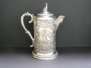 Good Chinese 19th century silver flagon, cylindrical, nicely...