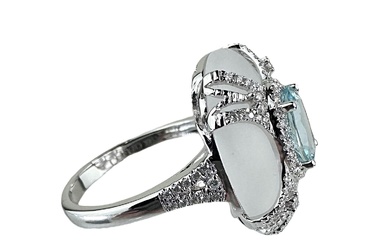 Ladies Aquamarine Ring