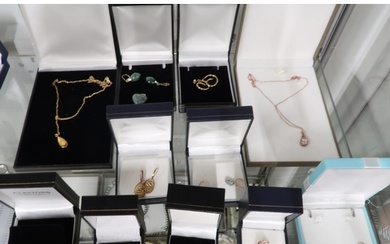 Modern 9ct hallmarked gold jewellery; rings, earrings, penda...