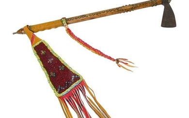 Native American Beaded Pipe Tomahawk.