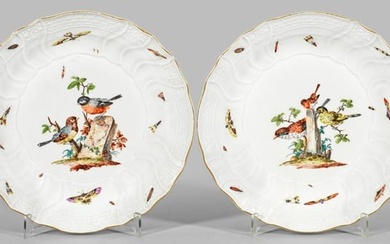 Paar tiefe Platten mit "Waldvögel"-Dekor