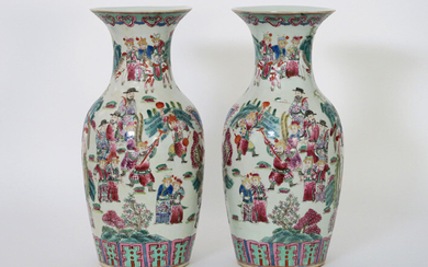 Pair of nineteenth century Chinese porcelain vases with a terraced polychrome decor with warriors - height : 42,5 cm||pair or 19th Cent. Chinese vases in porcelain with polychrome warriors decor