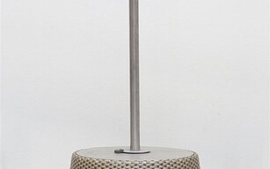 Philippe Starck (1949-), ontwerp van, grote hangende buitenlamp met geweven...
