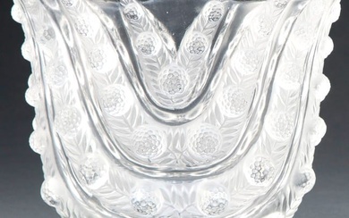 Rene Lalique, a Vichy glass vase, model 10-909