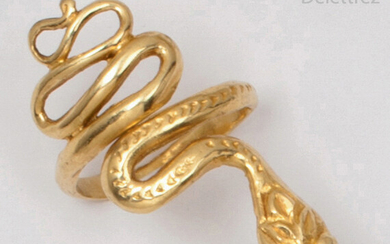 Ring " Serpent " in chased 14K yellow...