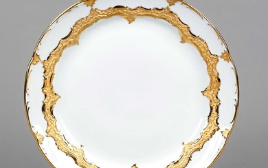 Round cake plate, Meissen, mark around 1980, 2nd choice, B-shape, design Ernst August Leuteritz