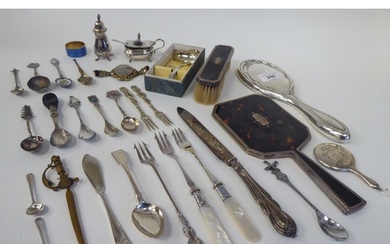 Silver and silver plated collectables: to include an Art Nou...