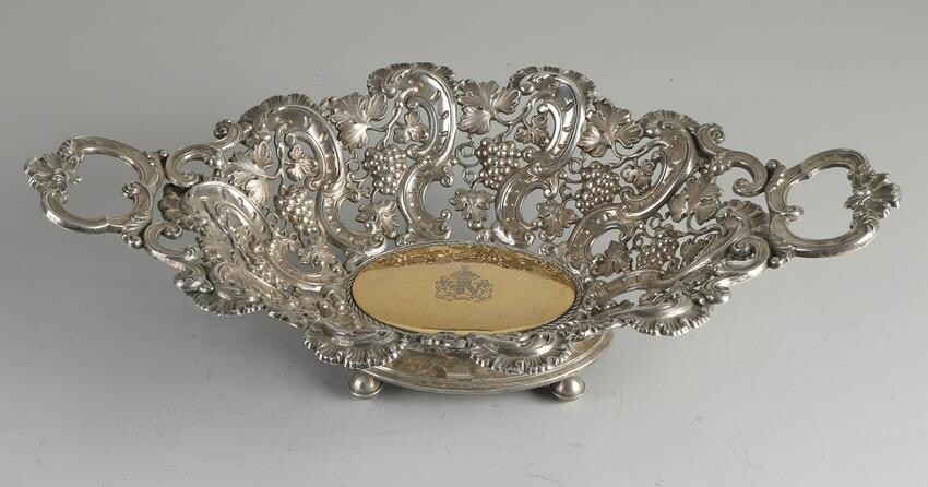 Silver dish, 812/000, openwork oval model with curls