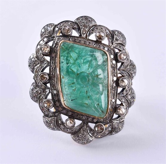 Smaragd-Diamantring Russland | Emerald diamond ring Russia
