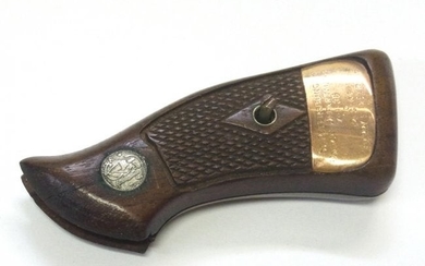 14k Gold Police Inscribed Smith & Wesson Pistol Grips