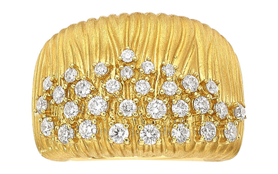 Sonia B. Diamond, Gold Ring Stones: Full-cut diamonds weighing...
